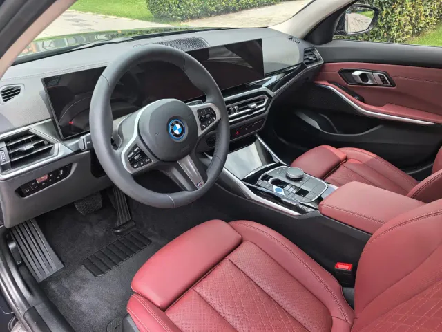 BMW i3 — Фото автомобиля 7