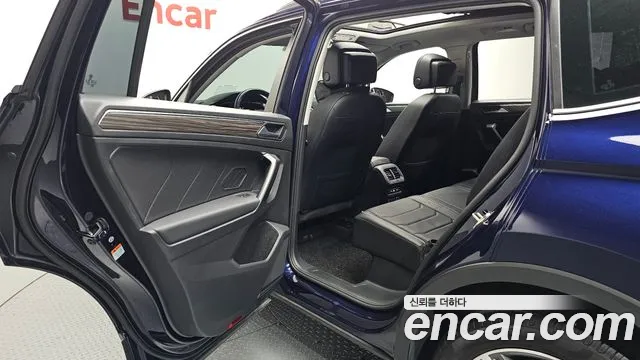Volkswagen Tiguan — Фото автомобиля 5