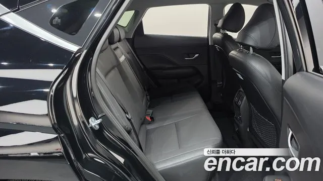 Hyundai Kona SX2 — Фото автомобиля 17
