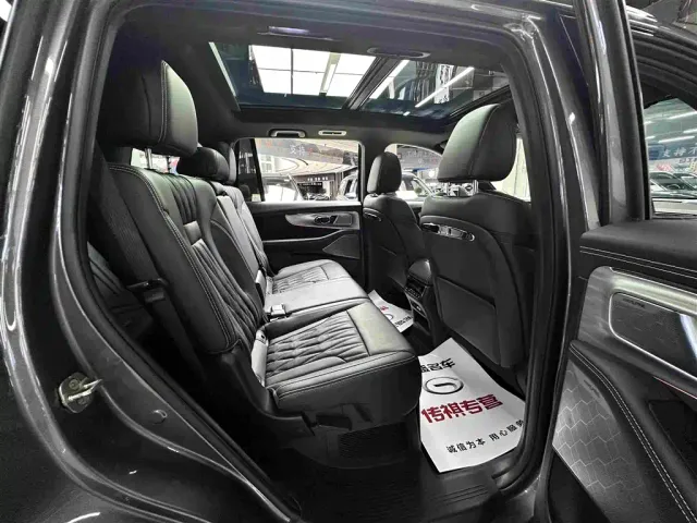 GAC Trumpchi GS8 — Фото автомобиля 28
