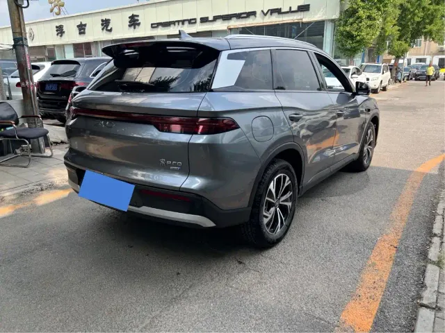 BYD Song Pro — Фото автомобиля 4