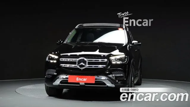 Mercedes-Benz GLE-Class — Фото автомобиля 3