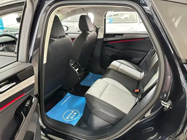 Volkswagen ID.7 Vizzion — Фото автомобиля 28