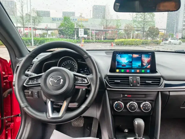 Mazda CX-4 — Фото автомобиля 17