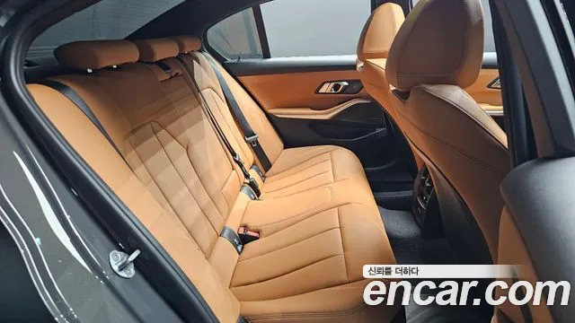 BMW 3-Series 3 серия (G20) 320i M Sport — Фото автомобиля 8