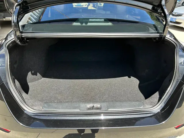 Nissan Sylphy — Фото автомобиля 6