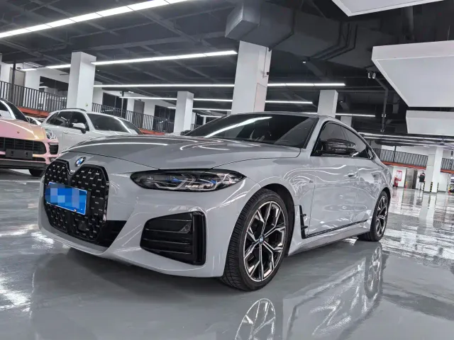 Фотография автомобиля — BMW 4 Series