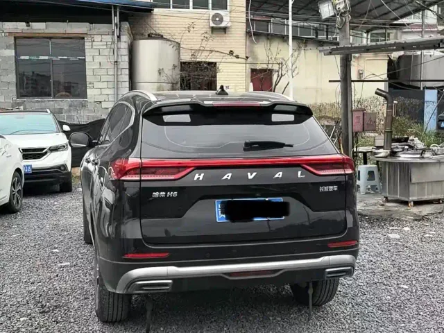 Haval H6 — Фото автомобиля 6