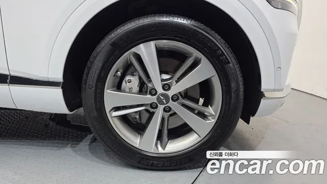 Genesis GV80 2.5T Бензин AWD — Фото автомобиля 4