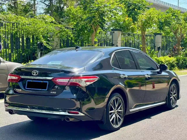 Toyota Camry — Фото автомобиля 9