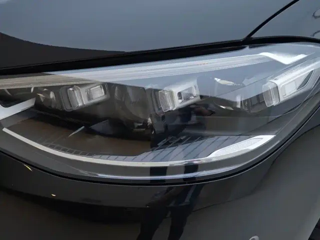 Mercedes-Benz S-Class — Фото автомобиля 12