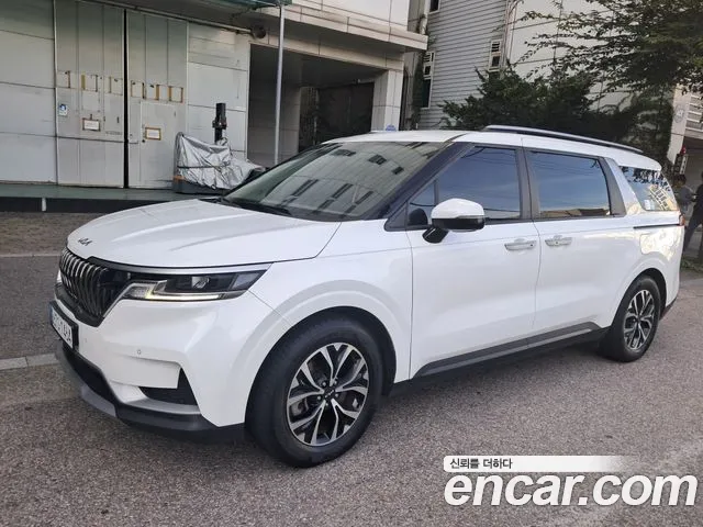 Kia Canival — Фото автомобиля 2