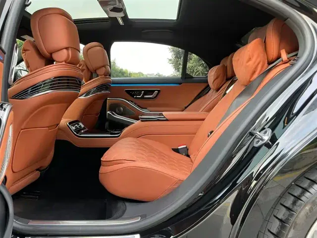 Mercedes-Benz S-Class — Фото автомобиля 13