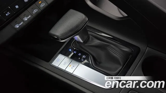 Hyundai Avante — Фото автомобиля 9