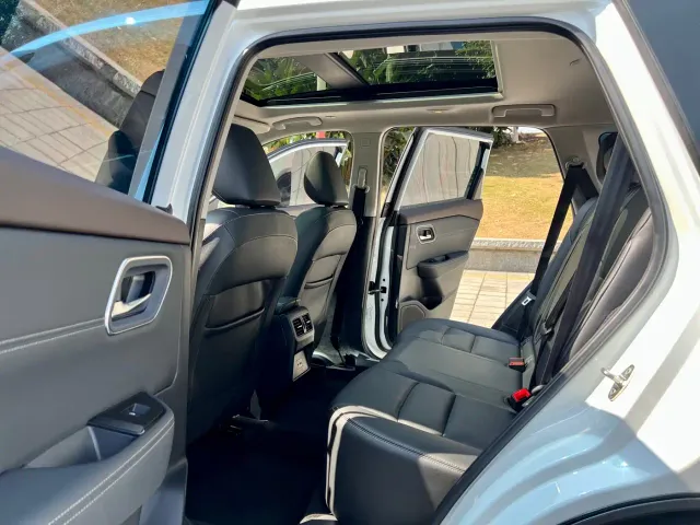 Nissan X-Trail — Фото автомобиля 7