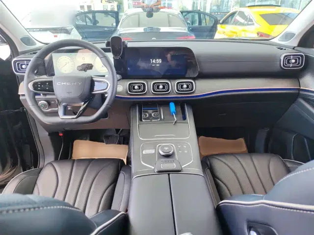 Chery Tiggo 9 — Фото автомобиля 9
