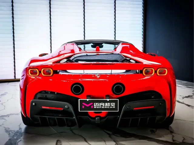 Ferrari SF90 — Фото автомобиля 4