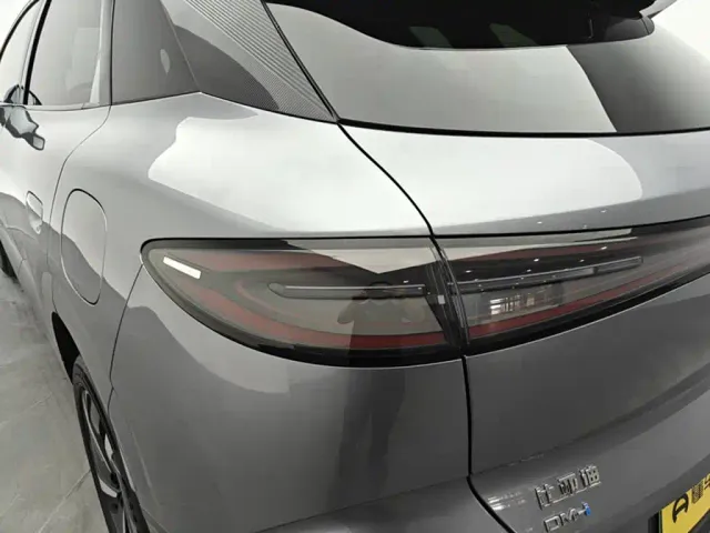 BYD Sealion 06 — Фото автомобиля 14
