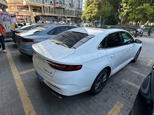 Geely Xingrui — Фото автомобиля 13