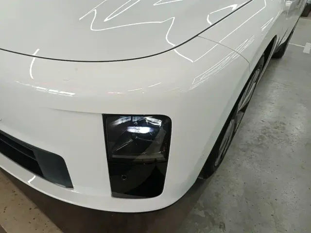 Li Auto i6 — Фото автомобиля 23