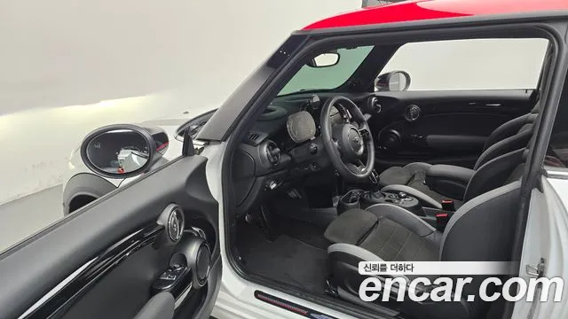 MINI Cooper — Фото автомобиля 15