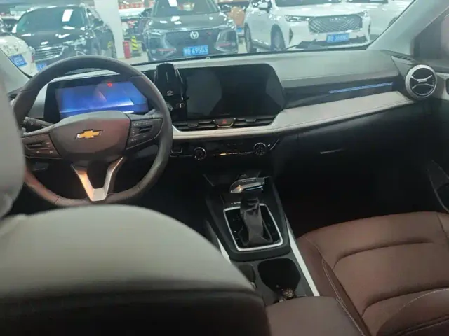 Chevrolet Monza — Фото автомобиля 12
