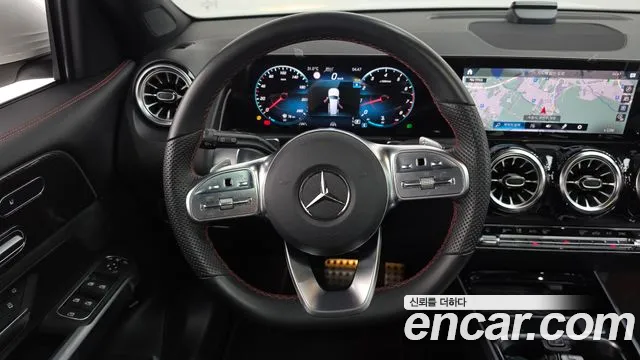 Mercedes-Benz GLB-Class — Фото автомобиля 11