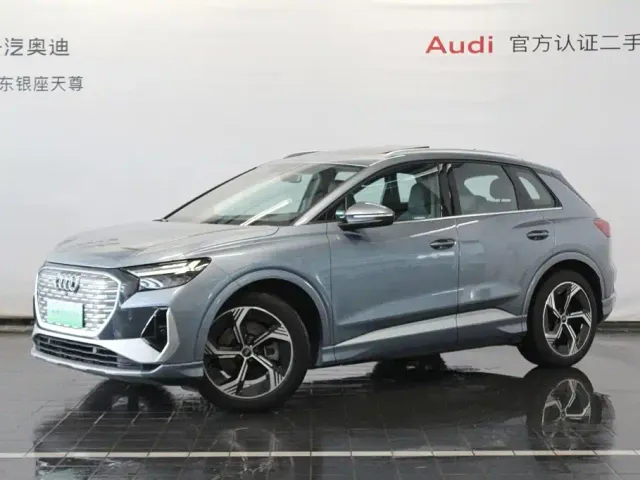 Фотография автомобиля — Audi Q4 e-tron