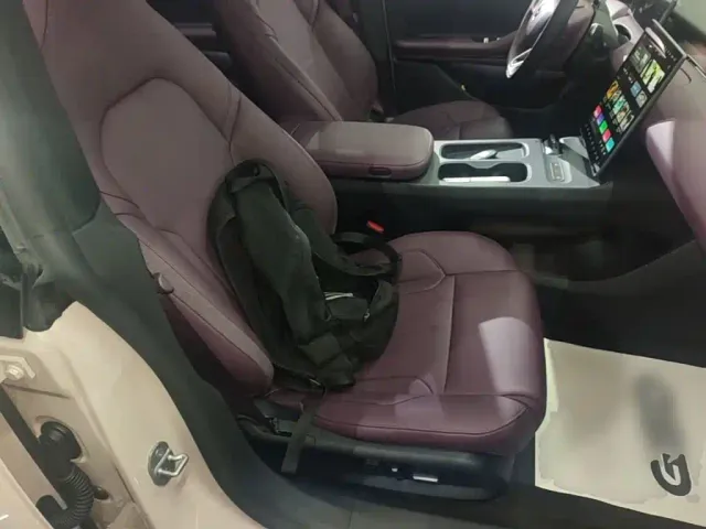 Nio ET5 Touring — Фото автомобиля 24
