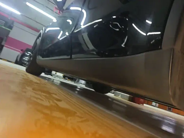 Tesla Model Y — Фото автомобиля 21