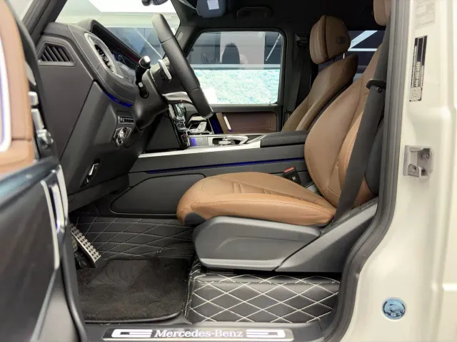Mercedes-Benz G-Class — Фото автомобиля 16
