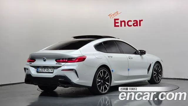 BMW 8-Series — Фото автомобиля 2
