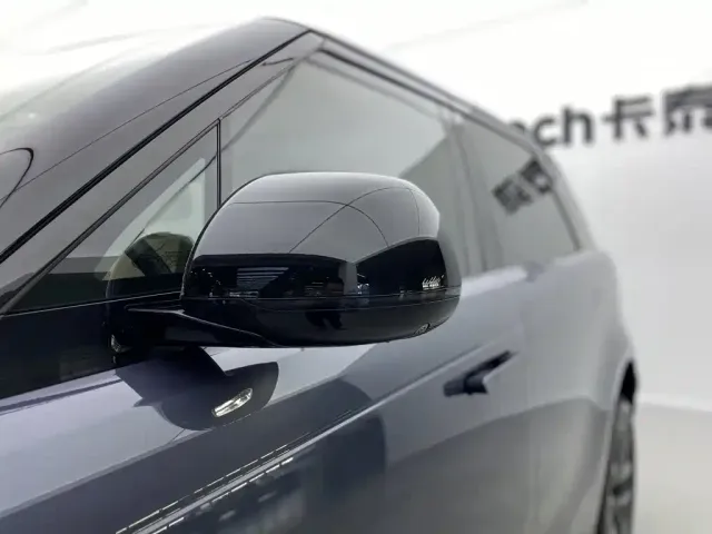 Land Rover Range Rover Sport — Фото автомобиля 12