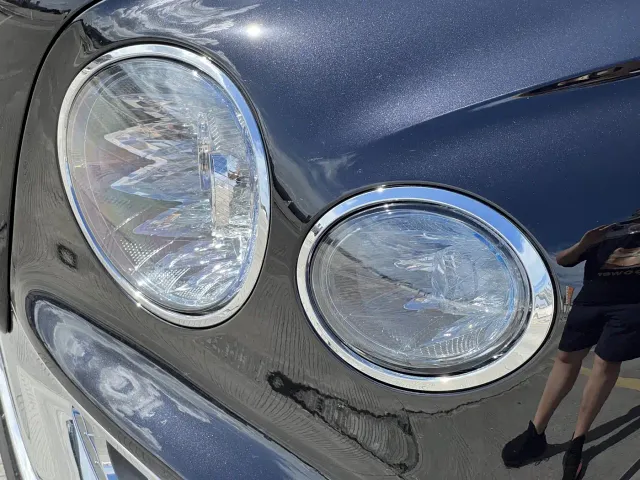 Bentley Flying Spur — Фото автомобиля 25