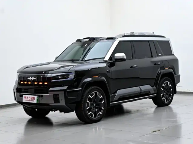 BYD FangChengBao Leopard 8 — Фото автомобиля 2