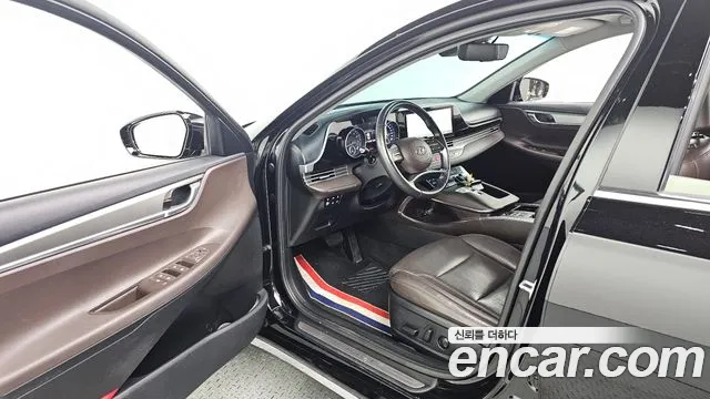 Hyundai Grandeur New — Фото автомобиля 10