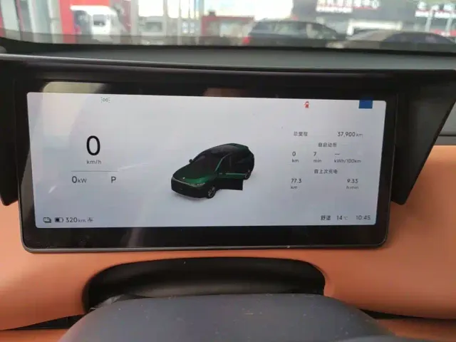 Leapmotor C10 — Фото автомобиля 11