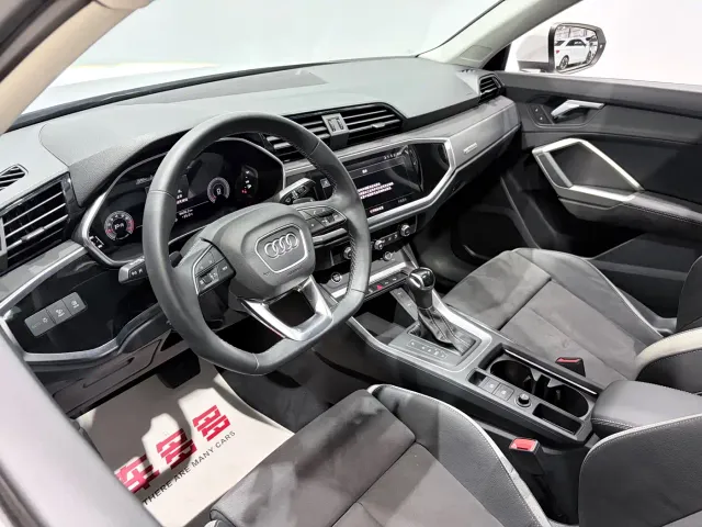 Audi Q3 — Фото автомобиля 14