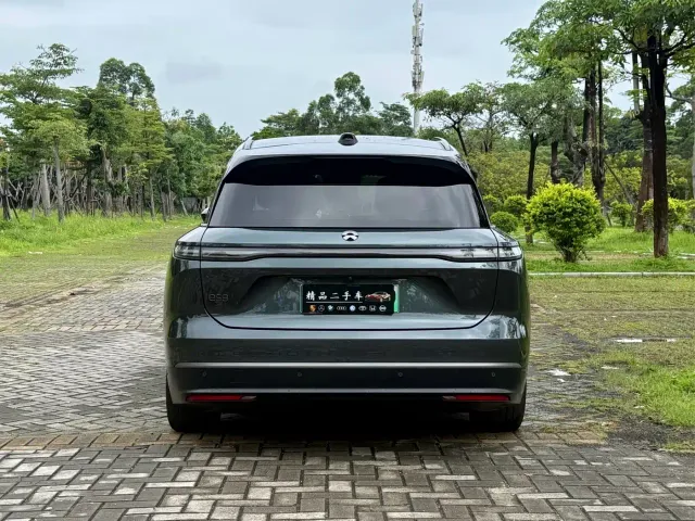 Nio ES8 — Фото автомобиля 18