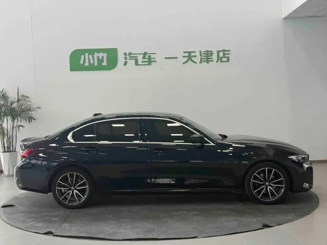 BMW 3 Series — Фото автомобиля 4