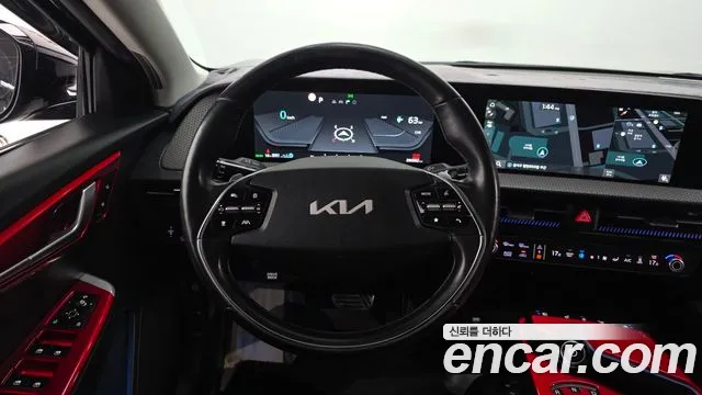 Kia EV6 — Фото автомобиля 14