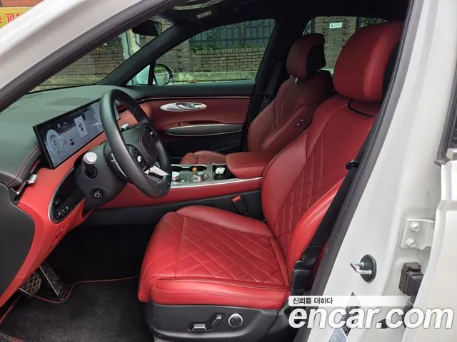 Genesis GV70 2.5T Бензин 2WD — Фото автомобиля 14