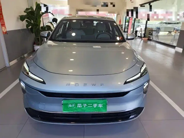 Roewe D6 — Фото автомобиля 2