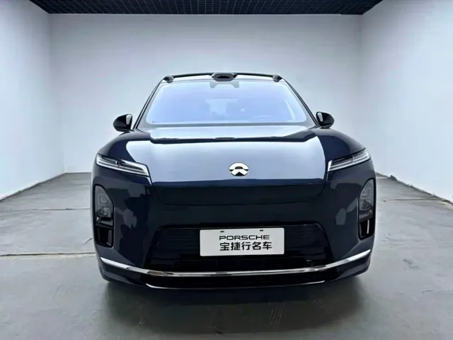 Nio ES8 — Фото автомобиля 2