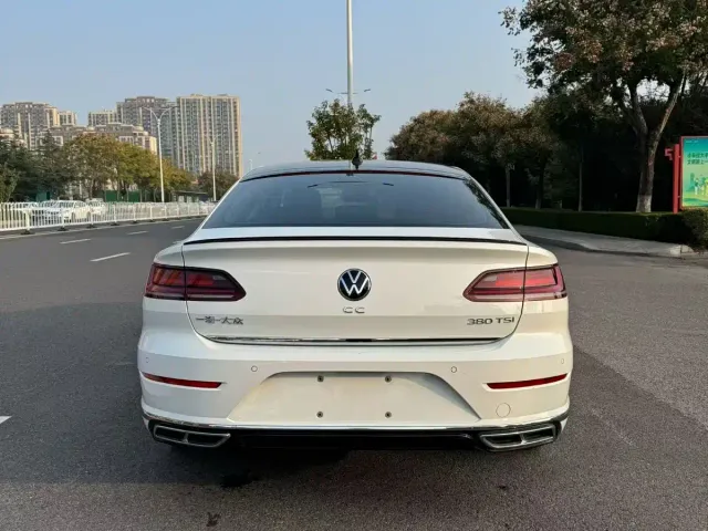 Volkswagen CC — Фото автомобиля 7