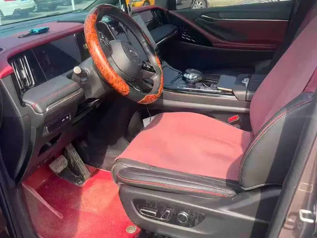 GAC Trumpchi M8 — Фото автомобиля 4