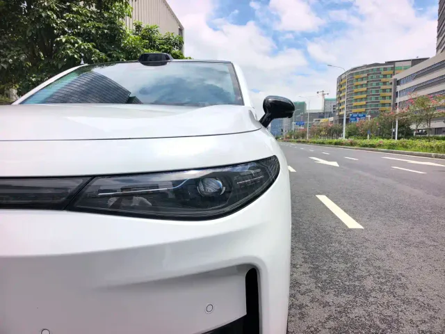 Leapmotor C10 — Фото автомобиля 8