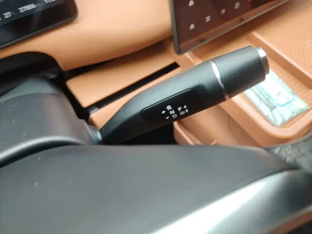 Leapmotor C16 — Фото автомобиля 13