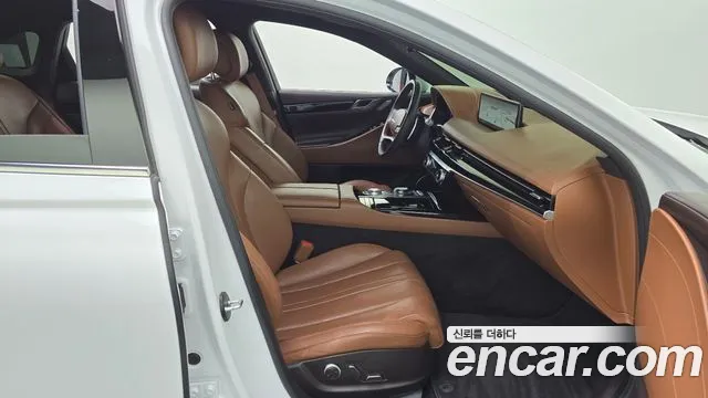 Genesis G80 Бензин 2.5 турбо 2WD — Фото автомобиля 26
