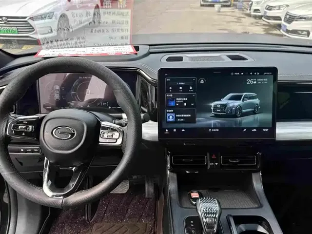 GAC Trumpchi GS8 — Фото автомобиля 15